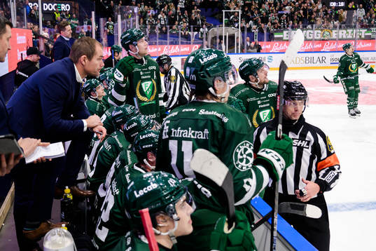 Färjestads tränare Thomas Mitell och Domare Mikael