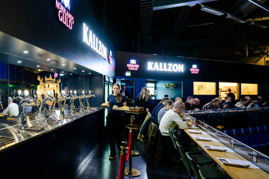 Bar med föräljning