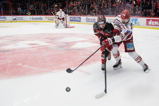 MoDos David Bernhardt och Örebros Mathias Bromé