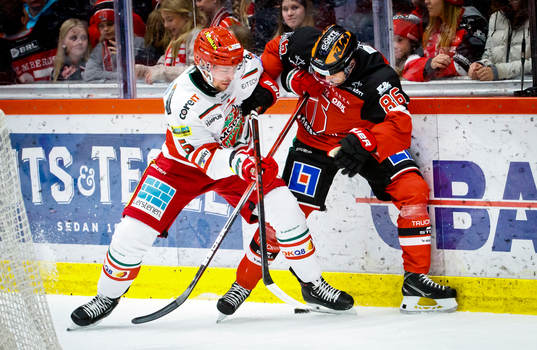 MoDos August Berg och Örebros Mathias Bromé