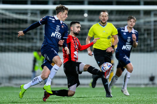 Örgrytes Viktor Lundberg och Nordic Uniteds Gabriel Aphrem