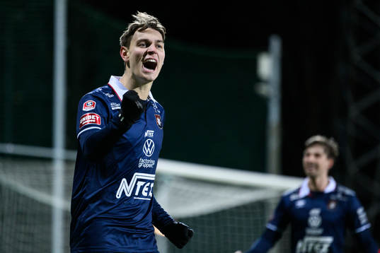 Bläddra bland fler bilder av Fotboll, Kval till Superettan, Nordic United - Örgryte