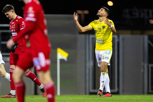 Falkenbergs Leonardo Farah Shahin deppar