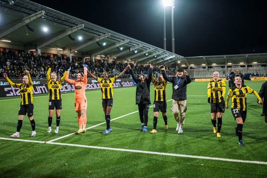 Anna Sandberg, Anna Anvegård, Goalkeeper Jennifer Falk and