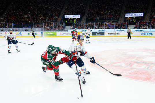 Frölundas Carl Klingberg och Växjös Gabriel Carlsson
