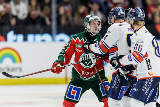 Frölundas Max Friberg och Växjös Joel Persson