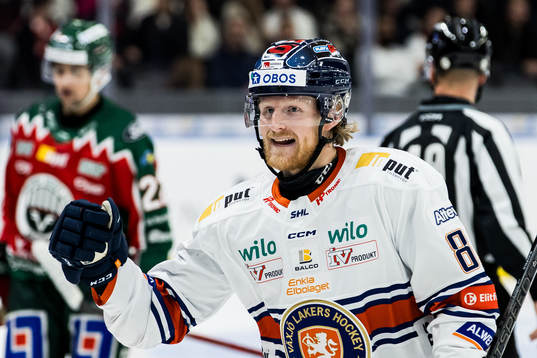 Växjös Joachim Blichfeld jublar