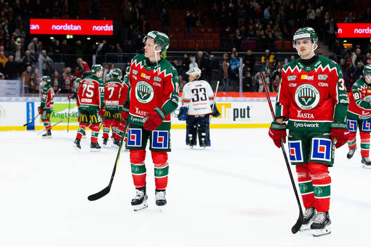 Frölundas Gustav Rydahl och Linus Högberg  deppar