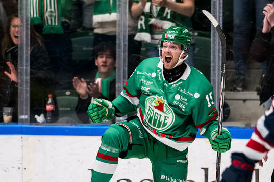 Rögles Simon Ryfors jublar
