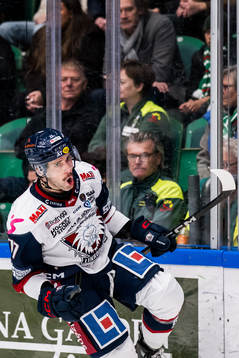 Linköpings Taylor Leier jublar