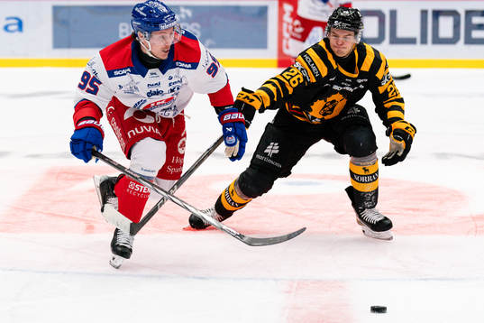 Oskarshamns Nick Olesen och Skellefteås Simon Robertsson