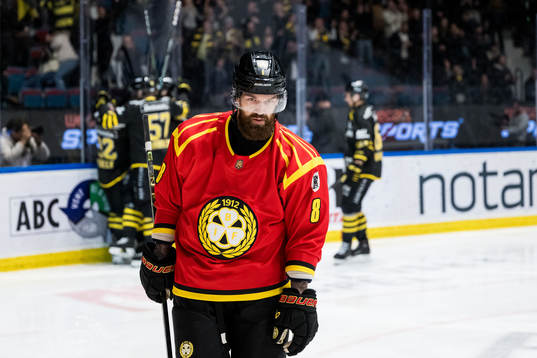 Brynäs Jordie Benn deppar