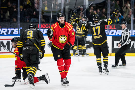 Brynäs Oskar Kvist deppar