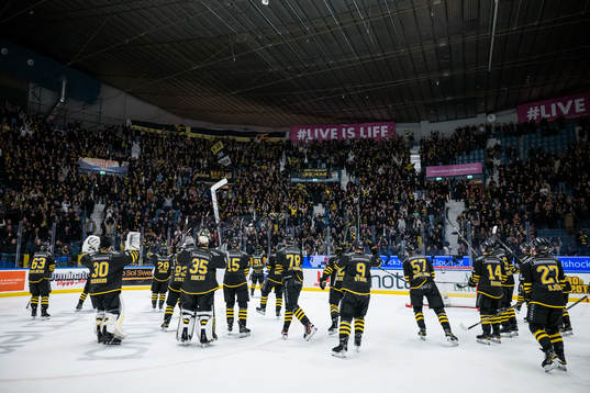 Bläddra bland fler bilder av Ishockey, Hockeyallsvenskan, AIK - Brynäs