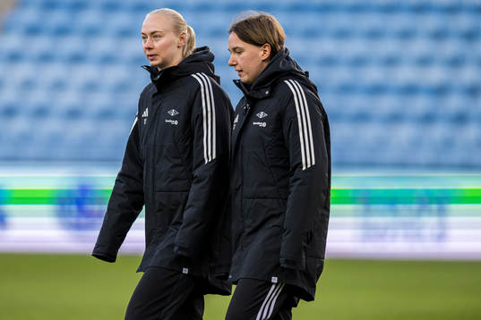 Sara Iren Lindbak Hørte and Lene Christensen of Rosenborg