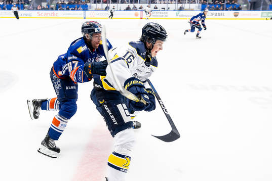 Växjös Robert Rosén och HV71s Axel Landén