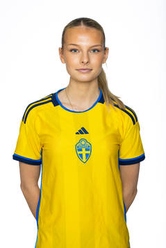 Astrid Winter