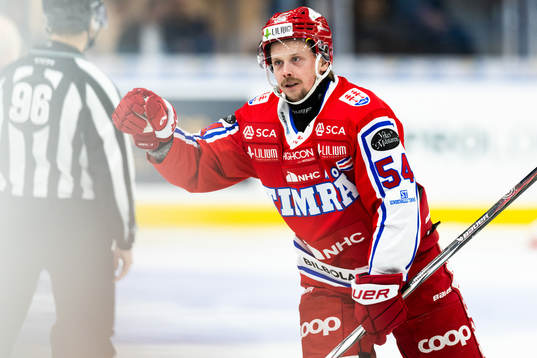 Timrås Jonathan Dahlén jublar