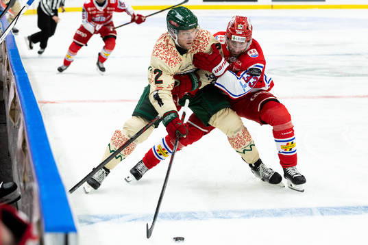 Frölundas Christian Folin och Timrås Albin Lundin