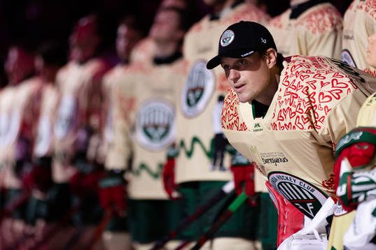 Frölundas målvakt Lars Johansson på line up innan