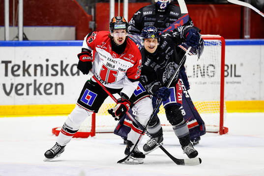 Örebros Hannes Björninen och Linköpings Jesper Pettersson