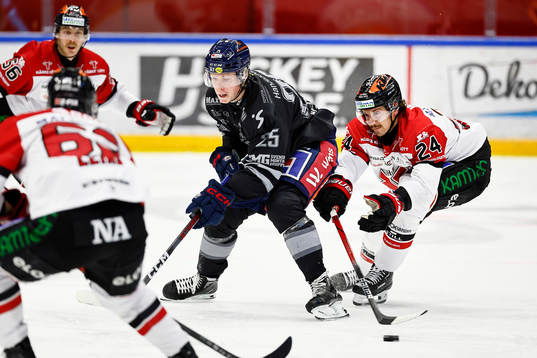 Linköpings Filip Bystedt och Örebros Hannes Björninen
