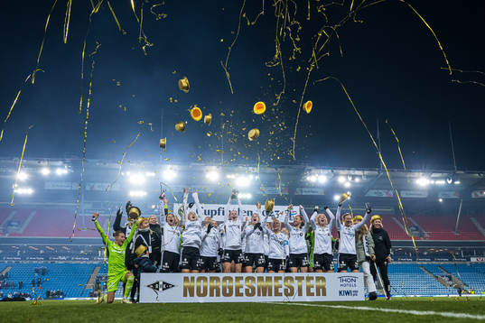 Players of Rosenborg celebrates
