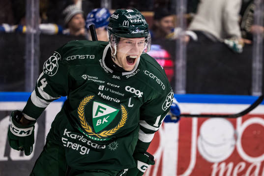 Färjestads Victor Ejdsell jublar