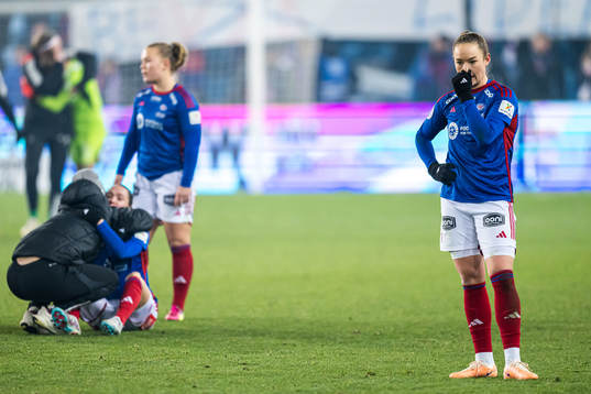 Janni Thomsen of Vålerenga looks dejected