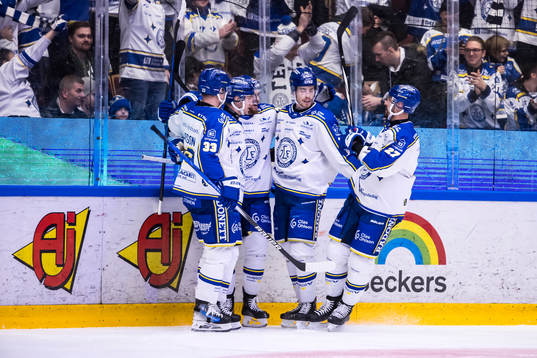 Leksands Lucas Elvenes jublar