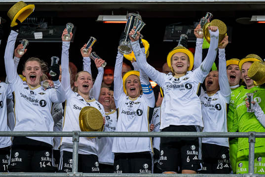 Players of Rosenborg celebrates