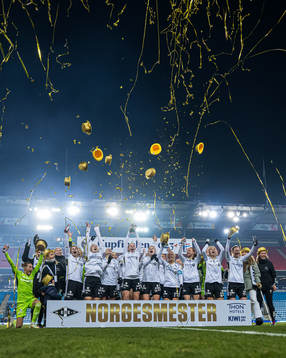 Players of Rosenborg celebrates