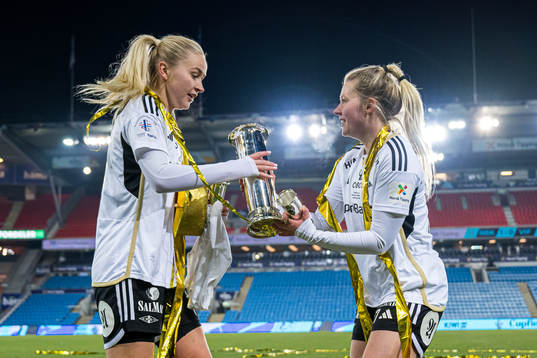 Anna Jøsendal and Selma Sol Magnusdottir of Rosenborg