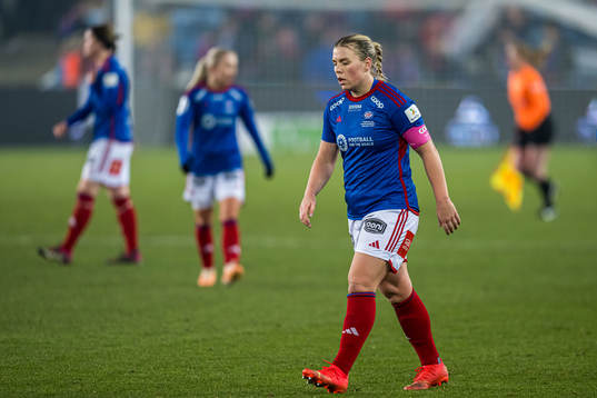 Ingibjörg Sigurdardottir of Vålerenga looks dejected