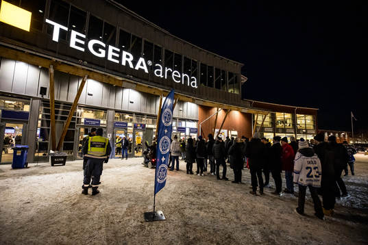 Tegera Arena innan ishockeymatchen i SHL mellan Leksand och