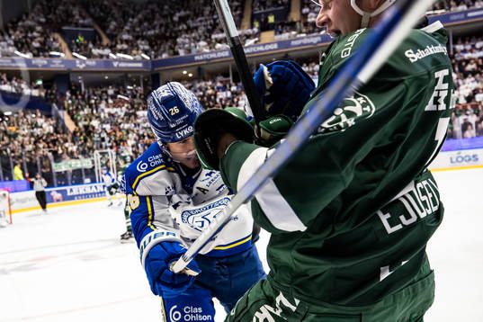 Färjestads Victor Ejdsell och Leksands Patrik Noren
