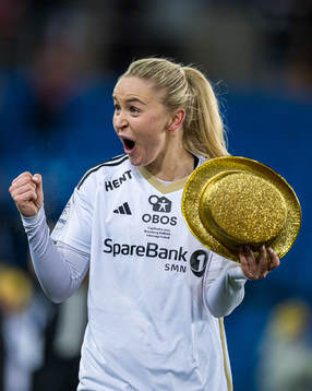 Anna Jøsendal of Rosenborg celebrates