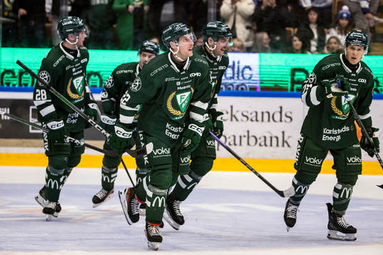 Färjestads Per Åslund jublar
