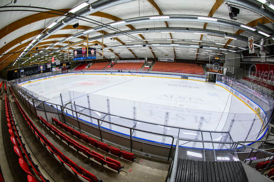 Interiör vy av Gränby ishall