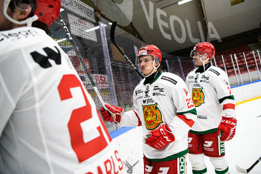 Moras Chad Yetman och Andre Dahlqvist jublar