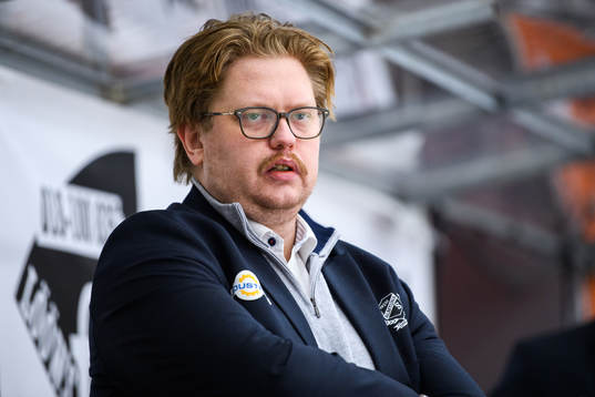 Almtunas assisterande tränare Jimmy Anderström