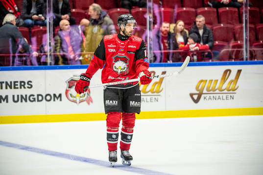Malmö Redhawks Markus Lauridsen värmer upp innan