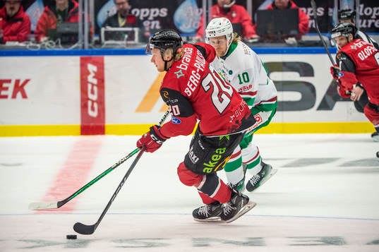 Malmö Redhawks Thomas Berg Paulsen mot Rögles Rodrigo