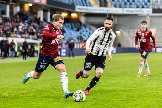 Örgrytes Hampus Dahlqvist och Nordic Uniteds Gabriel Aphrem