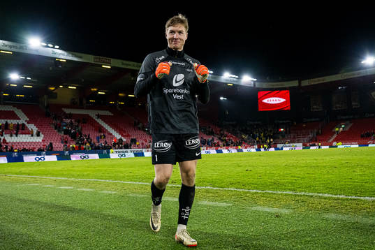Mathias Dyngeland of Brann celebrates