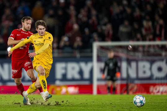 Bård Finne of Brann and Fredrik Sjøvold of Bodø/Glimt