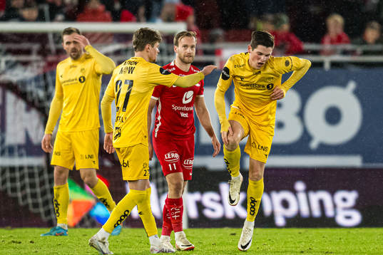 Sondre Brunstad Fet of Bodø/Glimt with an injury