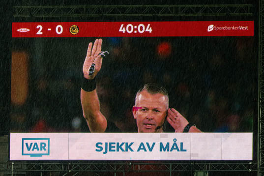 Video assistant referee (VAR) check and Svein Oddvar Moen,