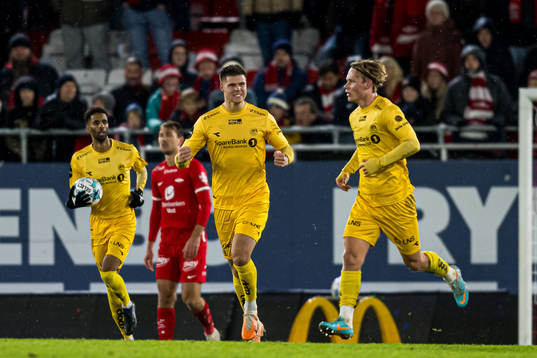 Oscar Forsmo Kapskarmo of Bodø/Glimt celebrates