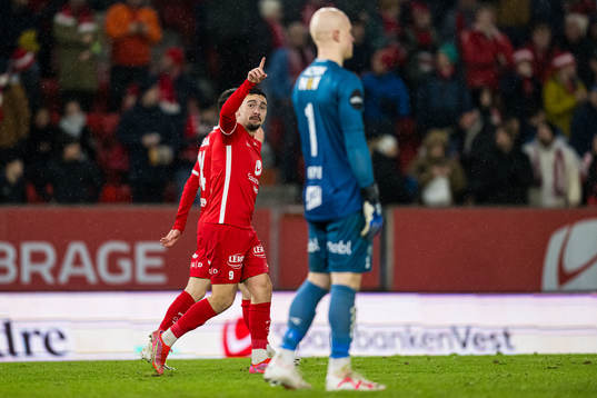 Niklas Castro of Brann celebrates
